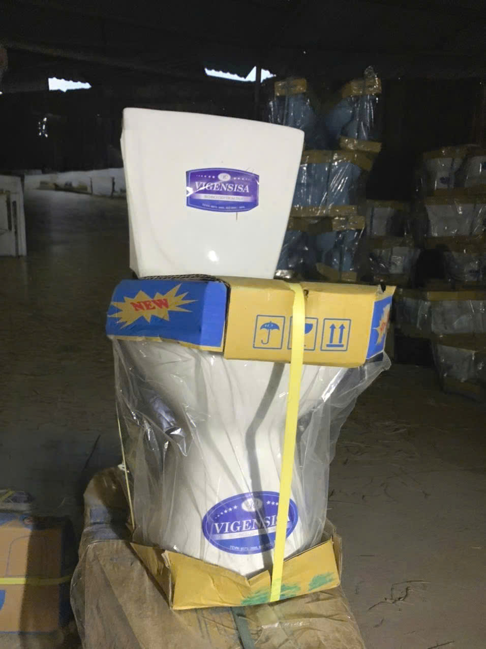 Bồn cầu 2 khối-4309