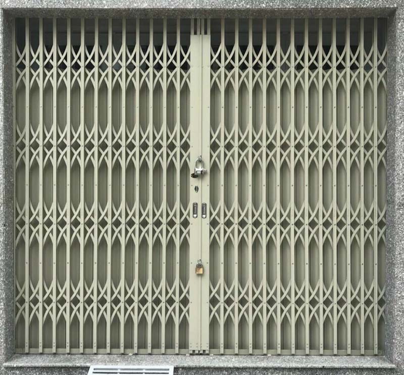 Cửa kéo đài loan 8mm (zem)-2853